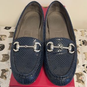 A2 by Aerosoles- Loafer in Navy